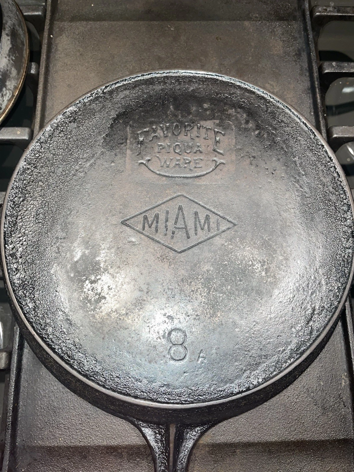 Vintage Favorite Piqua Ware Miami Double Logo 8A Cast Iron Skillet w Ghost Image