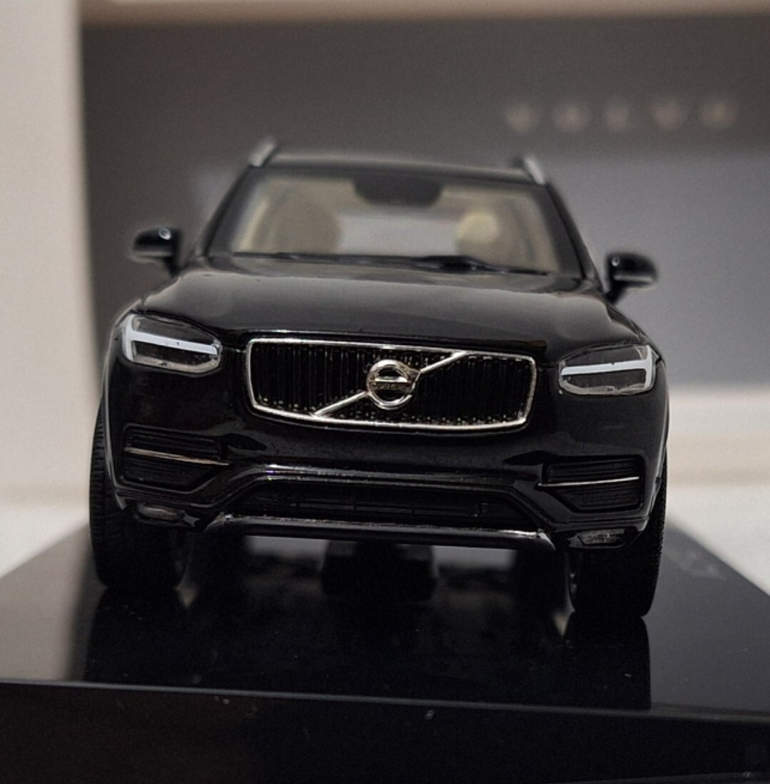 Volvo XC90 Onyx Black 2015 1:43 Norev 2300462-100-000 Diecast