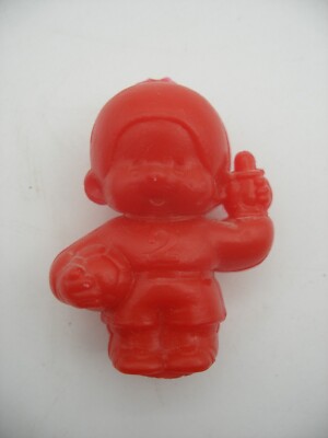PVC Figur KIKI Geschenk Überraschung Wäsche BONUX Monchichi Fußball Rot