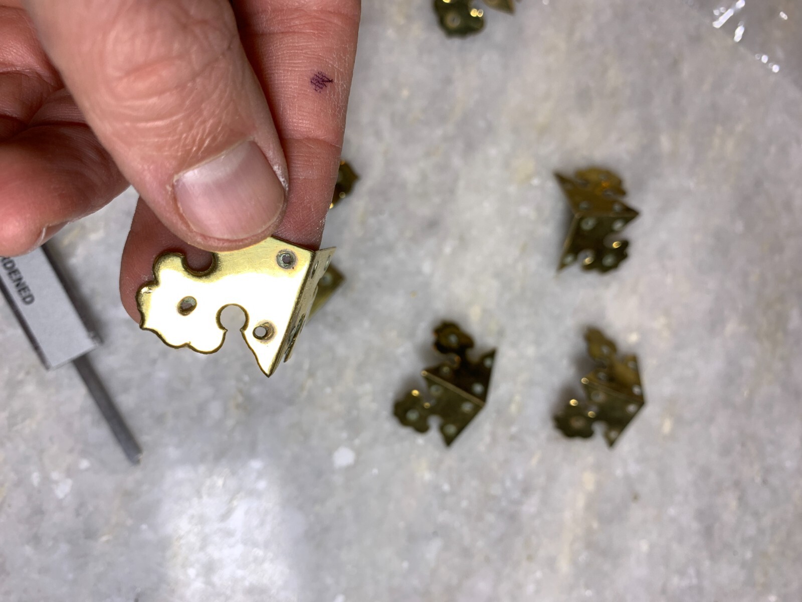 Antique Vintage Brass Box Trunk Chest Corner Guard Guards Protectors Metal Gold