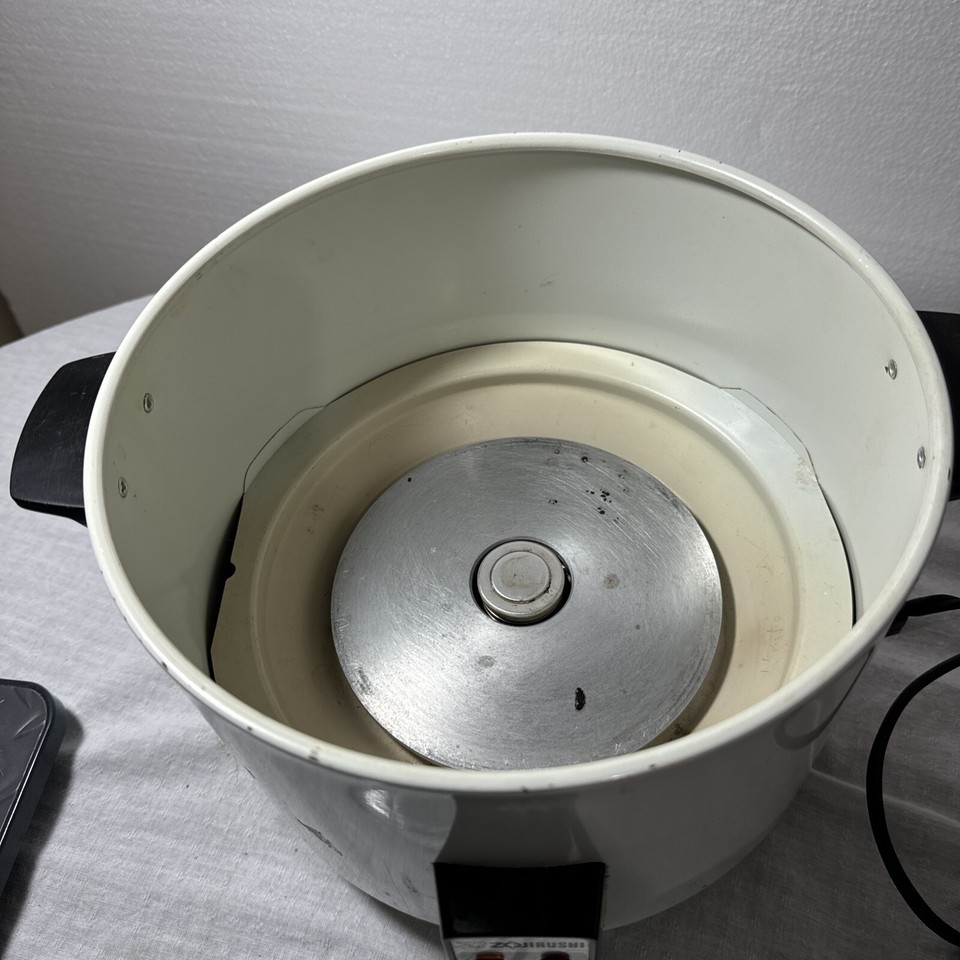 RICE COOKER 6 Cups Zojirushi NHS10 Uncooked Rice Warmer & Steam Cooker