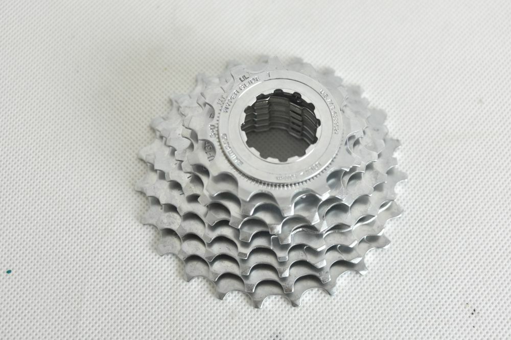 SHIMANO 600 tricolor hyperglide 8s cassette !! 12-23 ! NOS - never