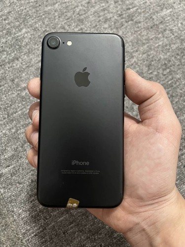 Apple iPhone 7 - 32GB 128GB 256GB - All Colors - Unlocked -Used GOOD - Picture 3 of 22