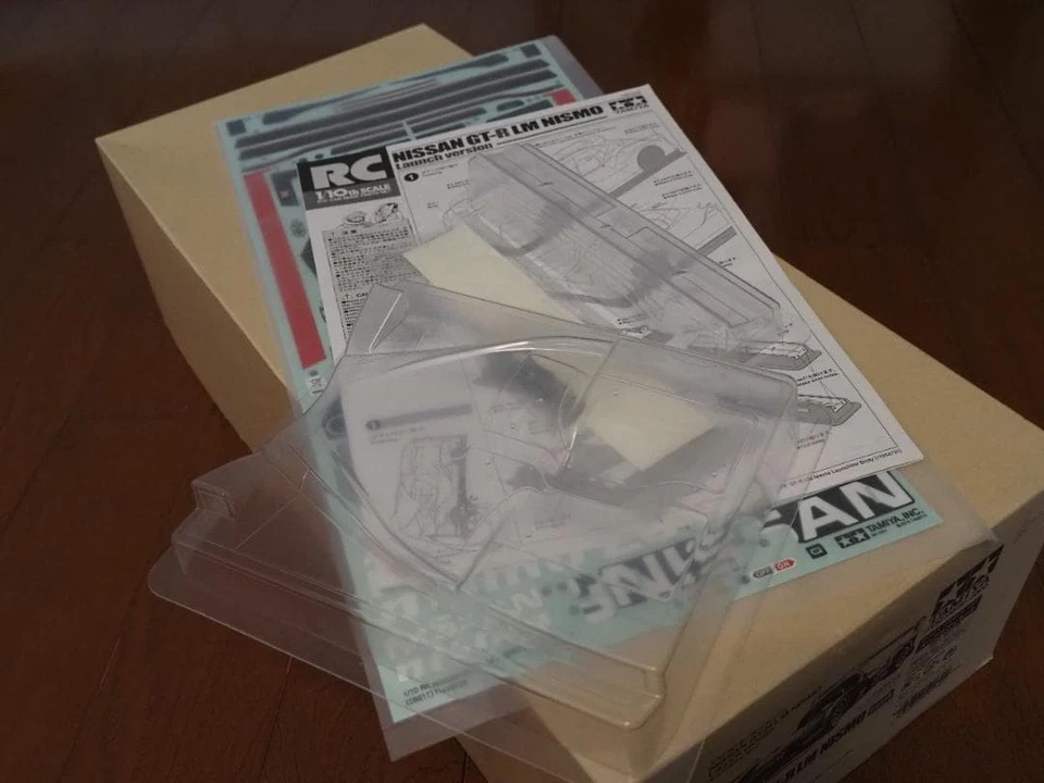 Tamiya 1/10 RC Nissan GT-R Nismo LM Body Set Unused Spare Car Parts - Image 4 of 4