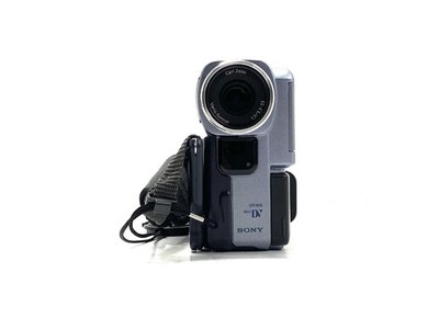 SONY DCR-PC5E Mini DV Tape Digital Video Camera Handycam Complete