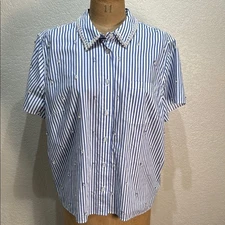 Talbots Women's XLP  Blue Striped Short Sleeve Button-Up Pearl & Crystal Shirt