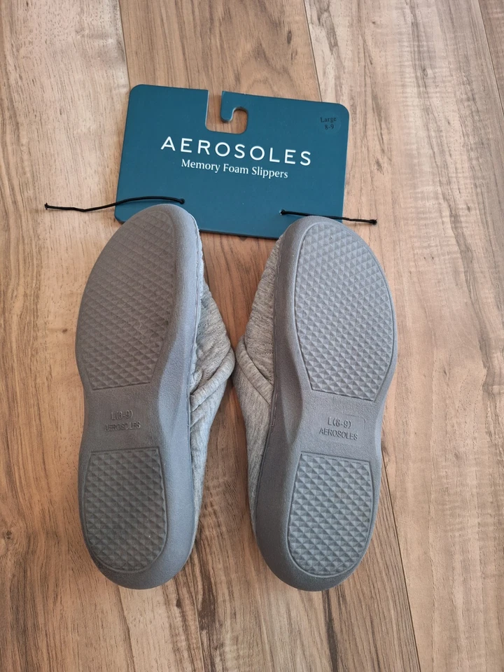 Zapatillas acolchadas de espuma viscoelástica con aerosoles para mujer L (8-9) grises zapatos de casa zuecos nuevas Foto 3 de 3