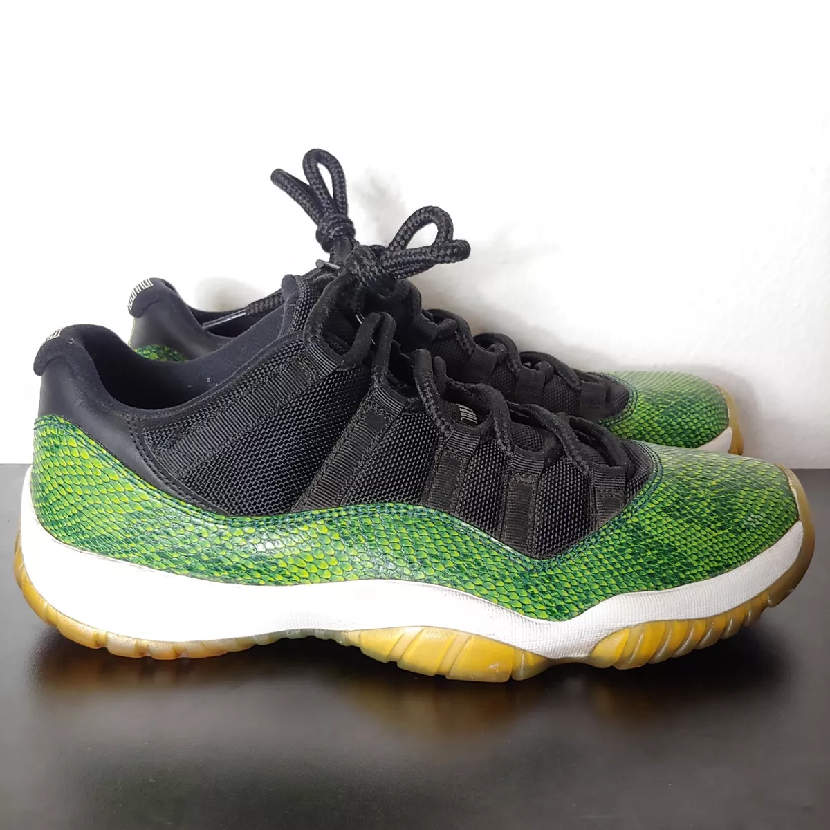 Jordan 11 deals snake