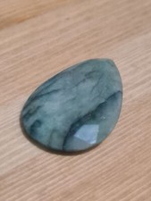 Natural Emerald stone 39 Carats 1 cm in length