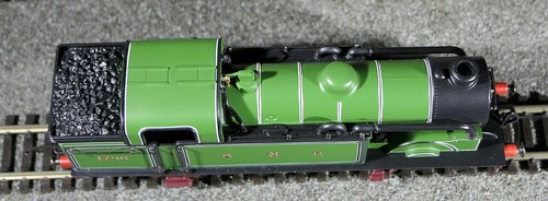 Hornby R2214B GNR N2 Class 0-6-2, 1730 in GNR Green Livery. Excellent+, boxed - Picture 7 of 10