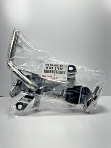 GENUINE OEM TOYOTA LEXUX CT200h 2011-2017 PRIUS V 2ZRFXE EGR Pipe 25601-37010