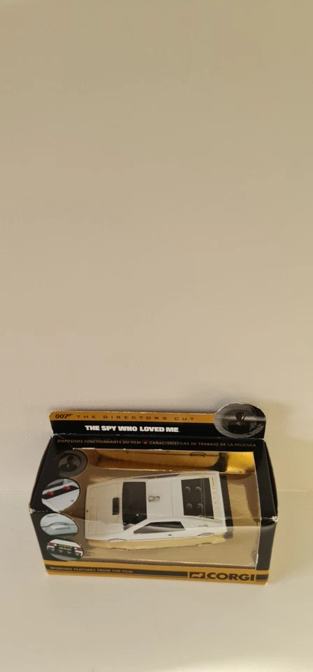 Corgi 1:36 James Bond Lotus Esprit Underwater Car CC04512 – Spy Who Loved Me - Image 3 of 4