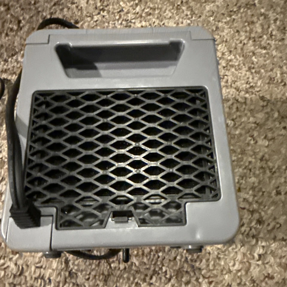 Handy Heater Pure Warmth 1200W Portable Ceramic Space Heater As Seen On TV Works - Image 4 of 4