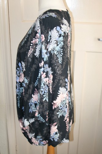SIZE 16 NEW LOOK BLACK FLORAL COVER UP - Picture 3 of 4