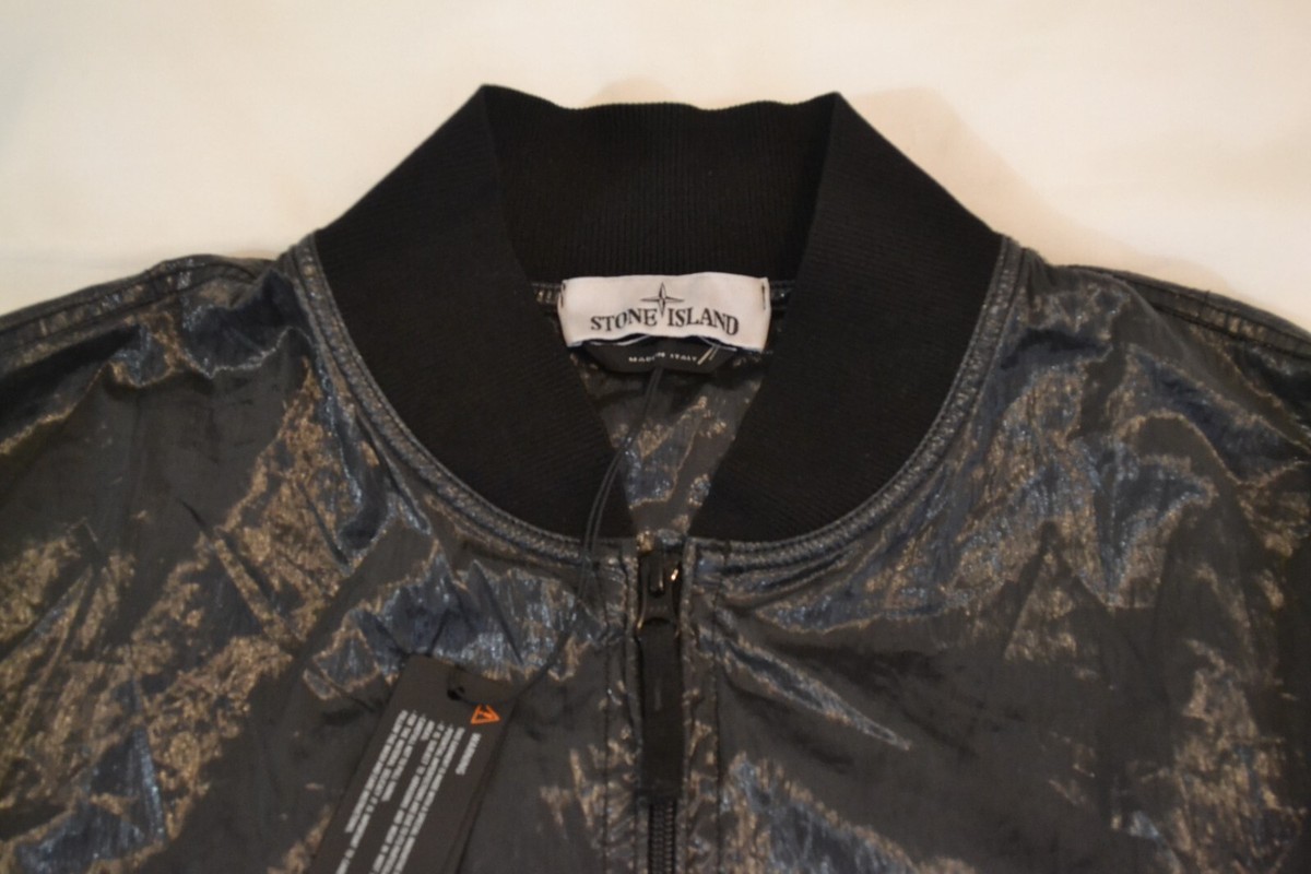 stone island／ジャケット Stone Island フーデッド ジャケット | ブラック | FARFETCH JP