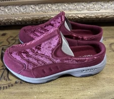 Easy Spirit Traveltime 567 Women's Burgundy Red Slip on Mule shoes 10 WW NIB