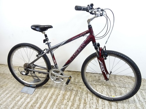 Trek Navigator 200 Unisex 700C Comfort 