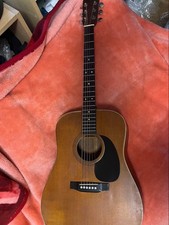 Acoustic Guitar C.F. Martin D-28 1973 Vintage Natural USA