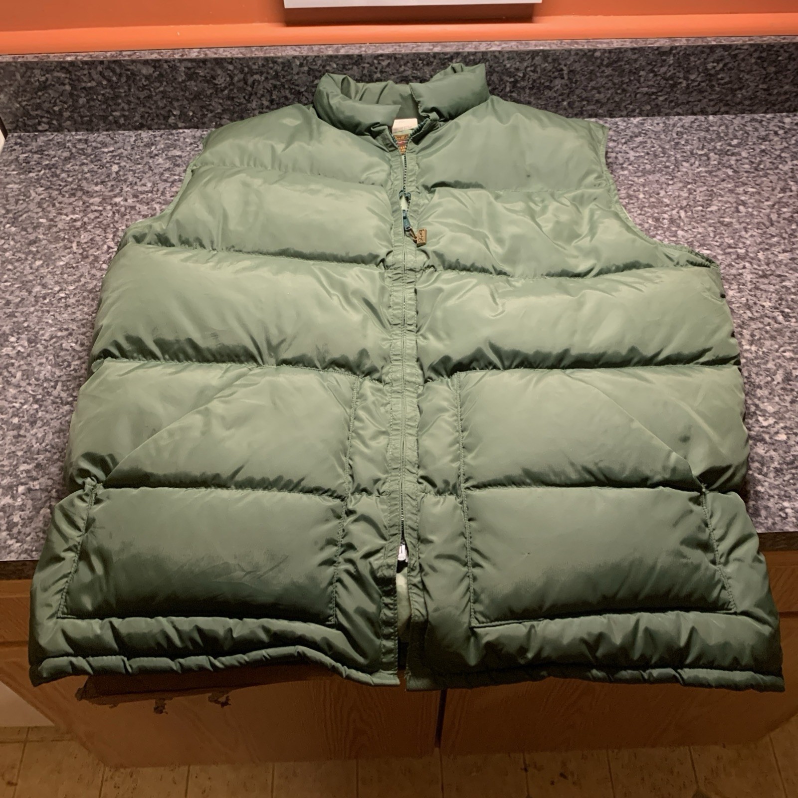 Vintage Blizzard-Pruf Down Puffer Vest Mens Green Insulated USA Size XL