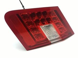 MERCEDES-BENZ E W212 Heckklappenleuchte rechts A2128200864 2.20 Diesel 30247191