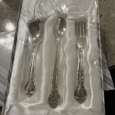 Baby Keepsake Silverware Set  3 Piece Silver Plated Gift Boxed New Sealed