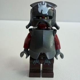Lego Uruk-hai Handprint Helmet Lord of the Rings Minifigure 10237 9476 Hobbit