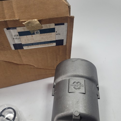 Vauxhall Frontera B 2.2TD Diesel Engine Oil Filter Housing Genuine Opel 9117319 - Picture 2 of 5
