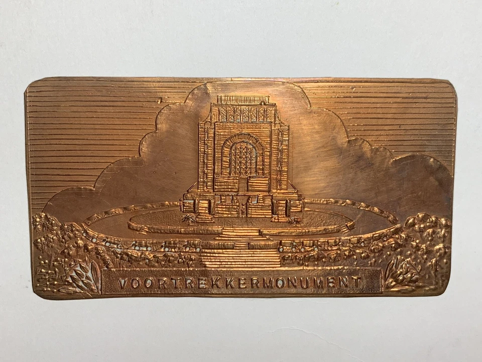 POSTAL RECUERDO MONUMENTO VOORTREKKER BRONCE SUDAMERICANA SIN USAR Foto 2 de 3