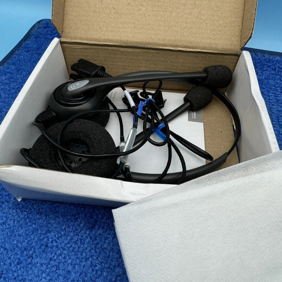 Plantronics 92715-01 Supraplus Wideband Headset - Image 2 of 2