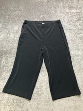Chico's Travelers Valvor Capri Pants Womens 1 Black Knit High Rise Elastic Waist