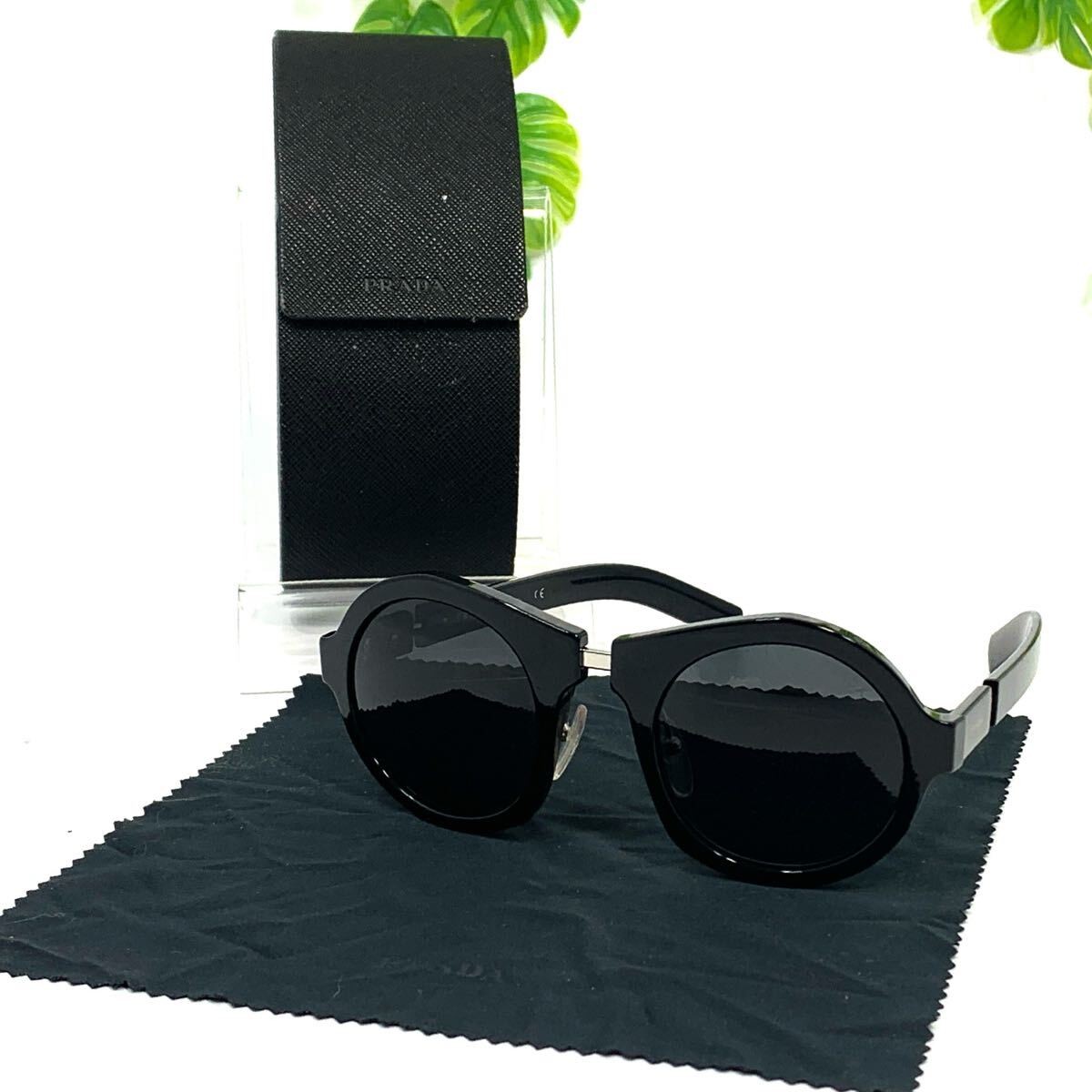 Excellent Condition Prada Round Circular Sunglass… - image 1