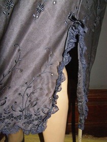 Vintage 60's black EMBRIODERED flowers half slip M L lace trim bows KICKERNICK