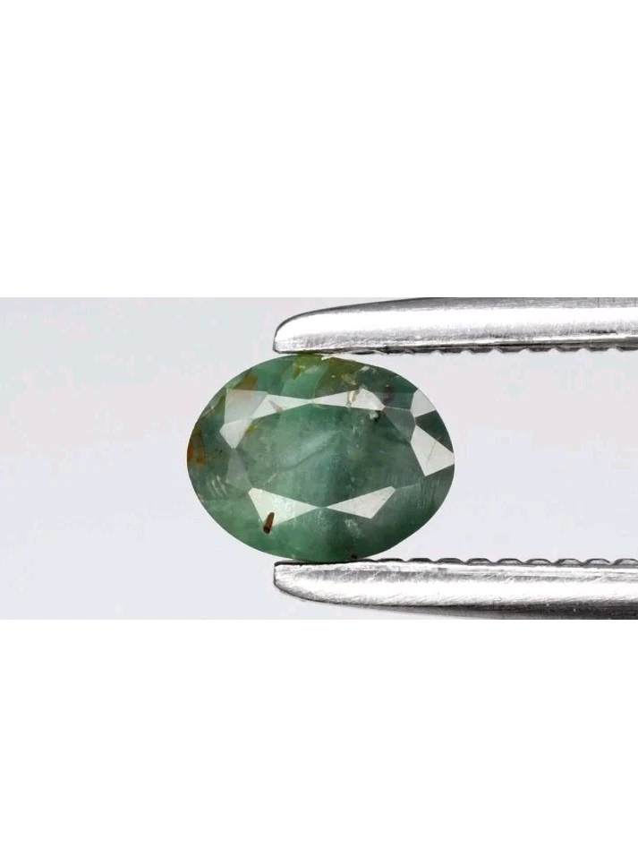 Alejandrita rusa 0,3 quilates documentada. VERDE CORTE OVALADO CAMBIO DE COLOR VERDE/ROJO Foto 3 de 4