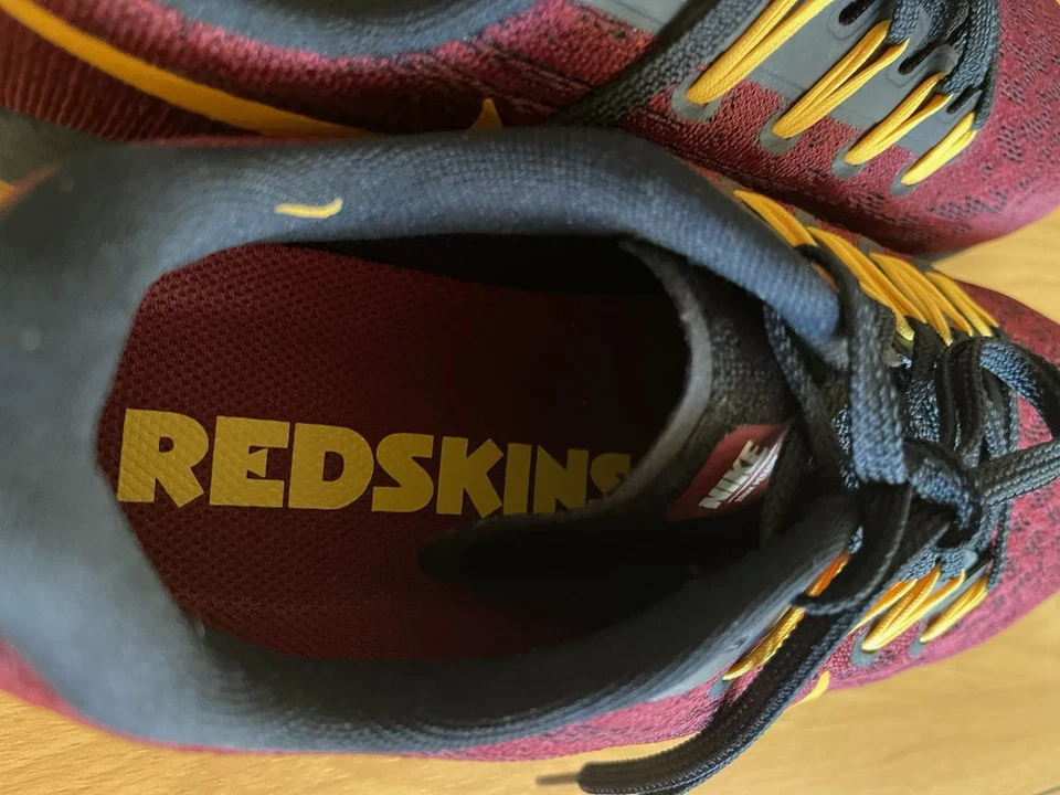 Talla 10 - Nike Air Zoom Pegasus 36 NFL Redskins Raro PROD CFM ¡¡NUEVO!!! Foto 2 de 4