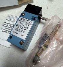 Honeywell LSYUB1A3-2D Micro Switch NEW ADJUSTABLE ROLLER LEVER ARM DOOR PLATE