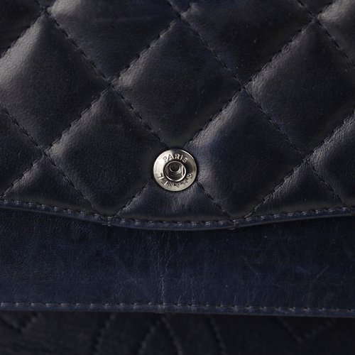 CHANEL Bag Navy 2.55 Reissue Lambskin Leather 226 SHW CERTIFIED AUTHENTIC - Picture 6 of 8