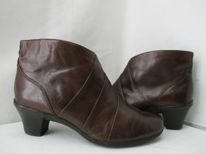 earth spirit boots size 8