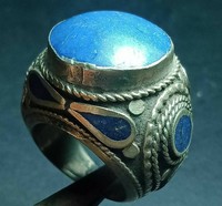 EXTREMELY RARE POST MEDIEVAL ISLAMIC OTTOMAN SILVER RING WITH STONE