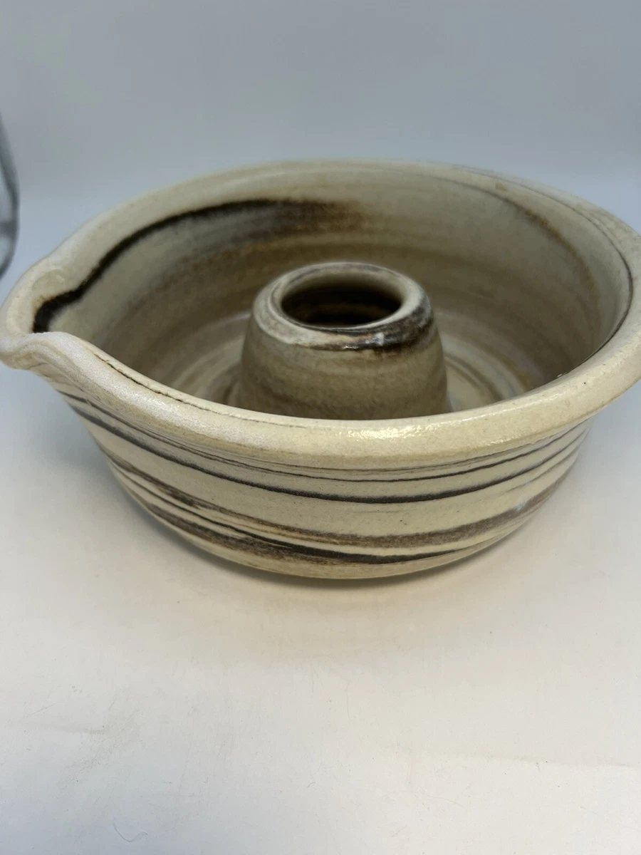 Art Pottery Bundt Cake Pan Stoneware Vintage Artist Signed Utah 9