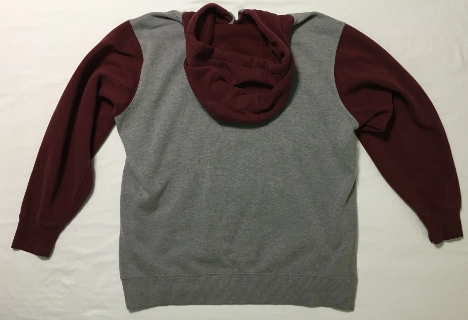 VETEMENTS Felpa con cappuccio Ariat uomo taglia L grigio bordeaux logo Spellout pullover L S