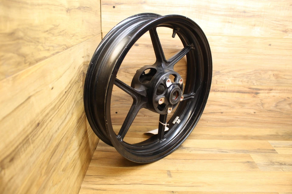 08-10 Llanta delantera negra 17x3,50 Kawasaki Ninja ZX-10R ZX10R ZX 10 R Foto 2 de 4