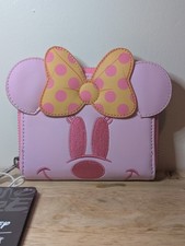 TOTALMENTE NUEVO Bolso sin asas Cartera Loungefly Disney Ghost Minnie Mouse Rosa Brilla en la Oscuridad