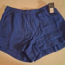 Universal Thread Goods Size XXL 2X Blue Womans Shorts Rounded Legs Ut2xs