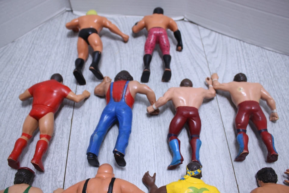 Lot of 10 Vintage WWF WWE Wrestling Superstars 1984 1985 1986 - Image 2 of 4
