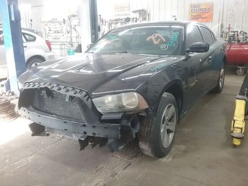 Driver Headlight Police Package Halogen Fits 11-14 CHARGER 1705148