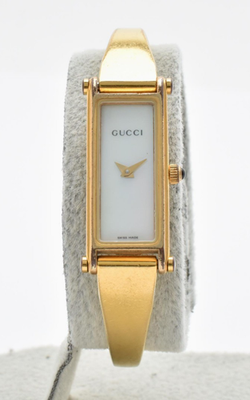 Dial Shell White Gold 1500L Gucci MINT] NEAR 時計 ゴールド×ホワイトパール L 1500 GUCCI 12mm Watch Quartz 時計