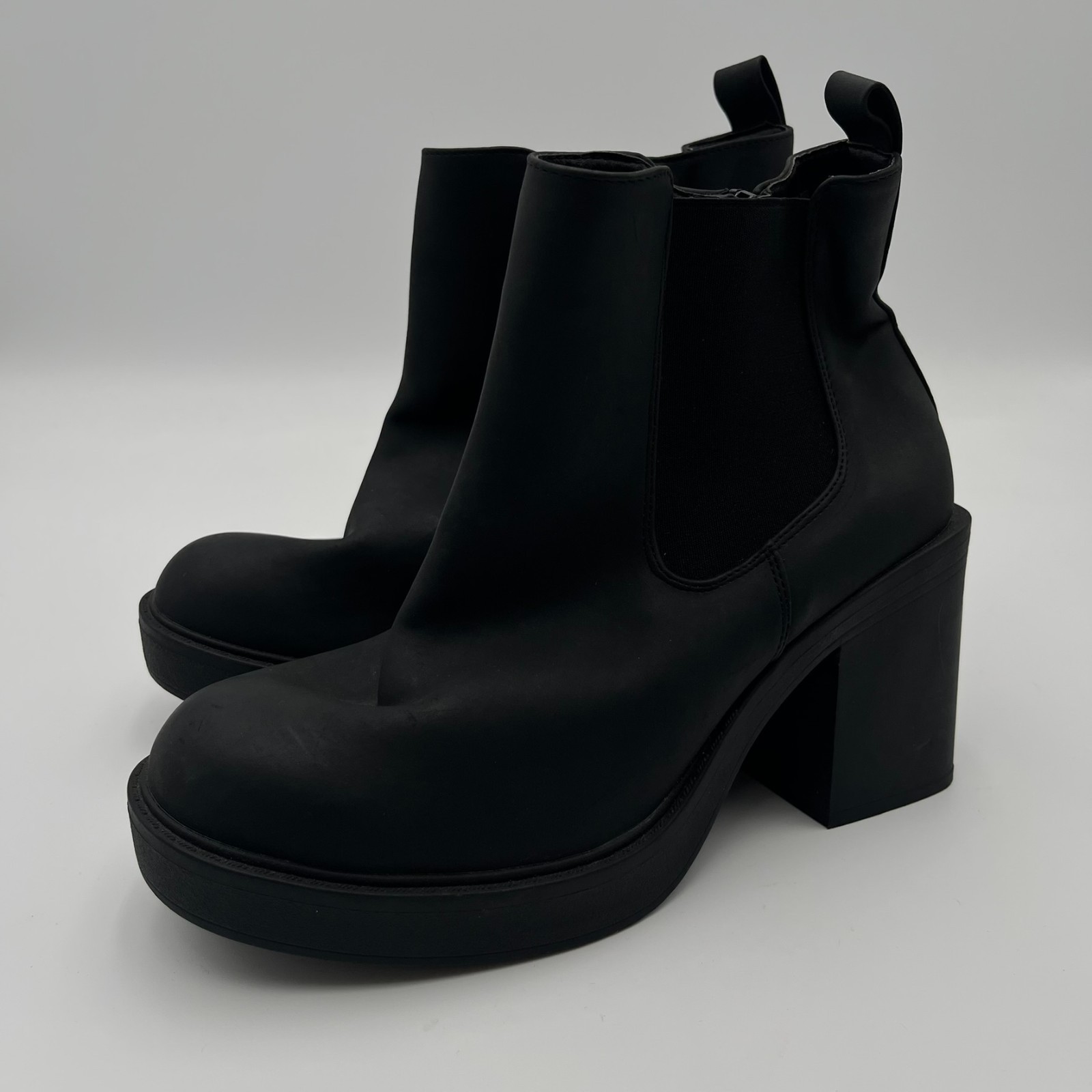 Torrid Platform Chunky Block Heel Ankle Boot Black Womens Size 9WW