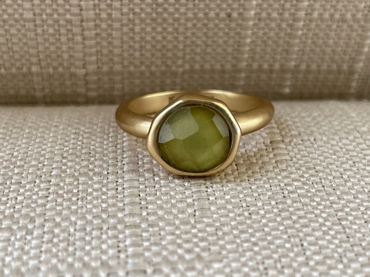 Vintage Kiam Family Ring Green Stone Gold Tone Rings Jewelry Size