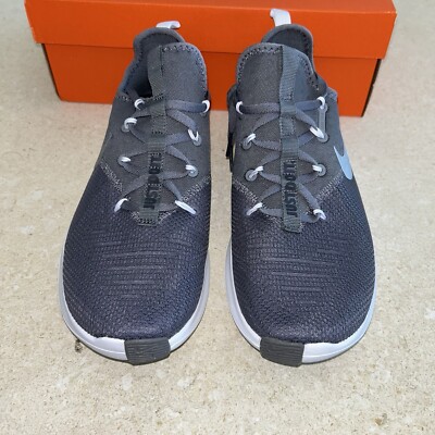 nike free tr8 white metallic silver