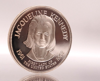 Jaqueline Kennedy Jackie O'Nassis First Lady White House 925